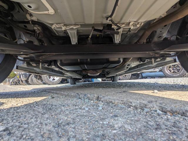 ����肩��̈ꖇ�ł������X�͑S���̔��[�ԁi�X���_��j�����M�������čs���Ă���܂��B���Ԃ����Еւ������͒�g������ЂɂĂ�����܂ł��͂����܂��B