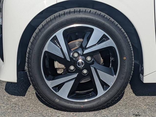 �������A���~�z�C�[���I�^�C���������������ߒ�Ă������܂�������]�̃��[�J�[�ւ̃^�C���������ЊO�z�C�[���ւ̕ύX�ȂǁA�����k�Ȃǂ��C�y�ɑ��k�������􂨋��߂₷�����i�ł���Ă����Ē����Ă���܂��i�O�E�O�j