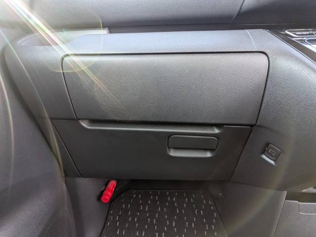 �O���[�u�{�b�N�X�ł������ɂ����ۂɐ悸�̓X�^�b�t���P�O�O���ڈȏ�̓��Ƀ`�F�b�N�������K����N���A�[�����ԗ��݂̂�W�����Ă���܂��@���v���̍��ƂQ�������m�ɂ��C����������