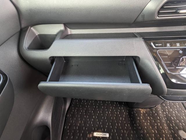 ������Ȃ̃O���[�u�{�b�N�X�ł����Ԍ��؃P�[�X��A�����g�������ނ̎��[�ɕ֗��ł��ˁI�B���ɂ����ۂɐ悸�̓X�^�b�t���P�O�O���ڈȏ�̓��Ƀ`�F�b�N�������K����N���A�[�����ԗ��݂̂�W�����Ă���܂��@��