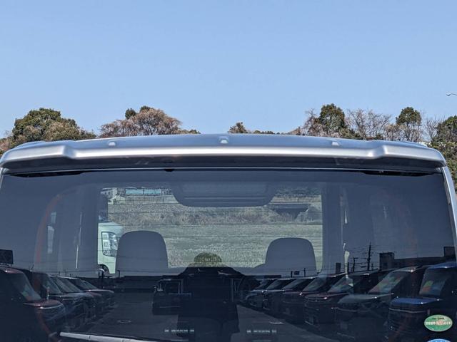 タント カスタムＸ　後期　左パワースライドア　ＬＥＤヘッドライト　オートライト　純正１４アルミホイール　電格ミラー　ドアバイザー　スマートキー２個　アイドリングストップ　フルフラットシート　ＬＥＤフォグライト　フロアマット　新車保証書　集中ドアロック　ＣＤ　ＡＢＳ（22枚目）