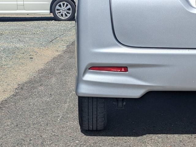 タント カスタムＸ　後期　左パワースライドア　ＬＥＤヘッドライト　オートライト　純正１４アルミホイール　電格ミラー　ドアバイザー　スマートキー２個　アイドリングストップ　フルフラットシート　ＬＥＤフォグライト　フロアマット　新車保証書　集中ドアロック　ＣＤ　ＡＢＳ（26枚目）