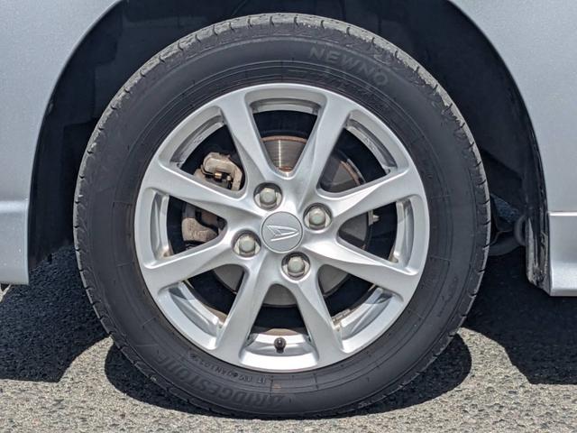 タント カスタムＸ　後期　左パワースライドア　ＬＥＤヘッドライト　オートライト　純正１４アルミホイール　電格ミラー　ドアバイザー　スマートキー２個　アイドリングストップ　フルフラットシート　ＬＥＤフォグライト　フロアマット　新車保証書　集中ドアロック　ＣＤ　ＡＢＳ（33枚目）