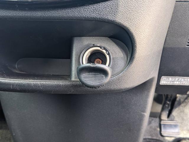 タント カスタムＸ　後期　左パワースライドア　ＬＥＤヘッドライト　オートライト　純正１４アルミホイール　電格ミラー　ドアバイザー　スマートキー２個　アイドリングストップ　フルフラットシート　ＬＥＤフォグライト　フロアマット　新車保証書　集中ドアロック　ＣＤ　ＡＢＳ（40枚目）