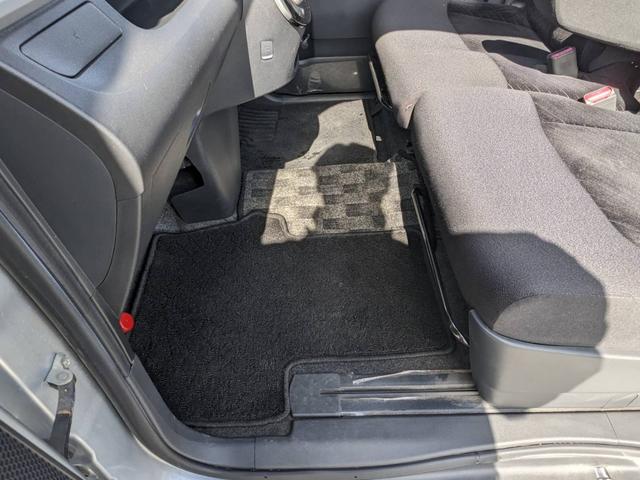 タント カスタムＸ　後期　左パワースライドア　ＬＥＤヘッドライト　オートライト　純正１４アルミホイール　電格ミラー　ドアバイザー　スマートキー２個　アイドリングストップ　フルフラットシート　ＬＥＤフォグライト　フロアマット　新車保証書　集中ドアロック　ＣＤ　ＡＢＳ（51枚目）