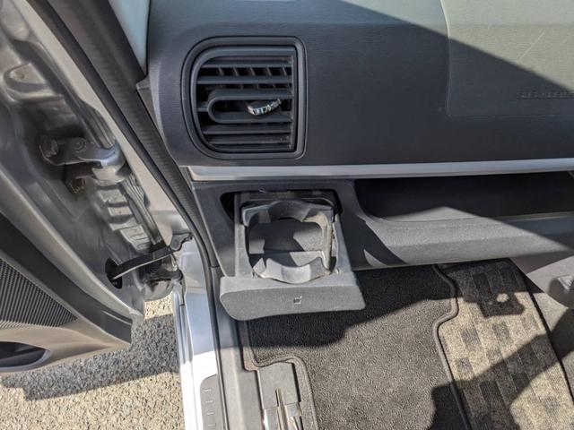 タント カスタムＸ　後期　左パワースライドア　ＬＥＤヘッドライト　オートライト　純正１４アルミホイール　電格ミラー　ドアバイザー　スマートキー２個　アイドリングストップ　フルフラットシート　ＬＥＤフォグライト　フロアマット　新車保証書　集中ドアロック　ＣＤ　ＡＢＳ（54枚目）