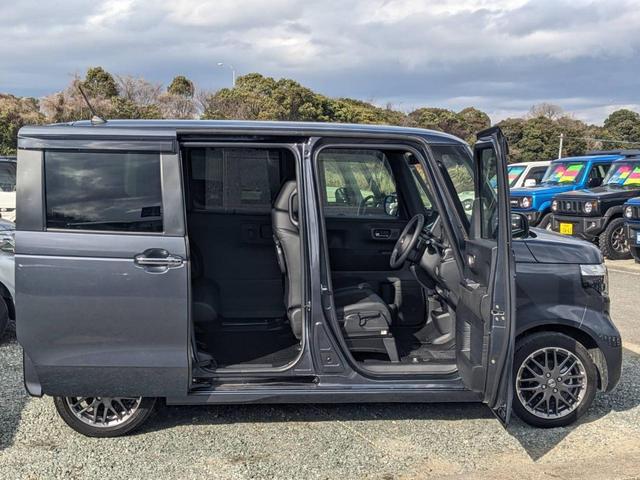 Ｎ－ＢＯＸカスタム ターボ　純正８インチナビ　両側パワードア　衝突軽減ブレーキ　Ｂｌｕｅｔｏｏｔｈ　バックカメラ　ドラレコ　フルセグ　ＥＴＣ　シートヒーター　クルコン　パドルシフト　純正１５ＡＷ　ハーフレザーシート　ＵＳＢ入力　電動Ｐブレーキ　コーナーセンサー　オートハイビーム（24枚目）