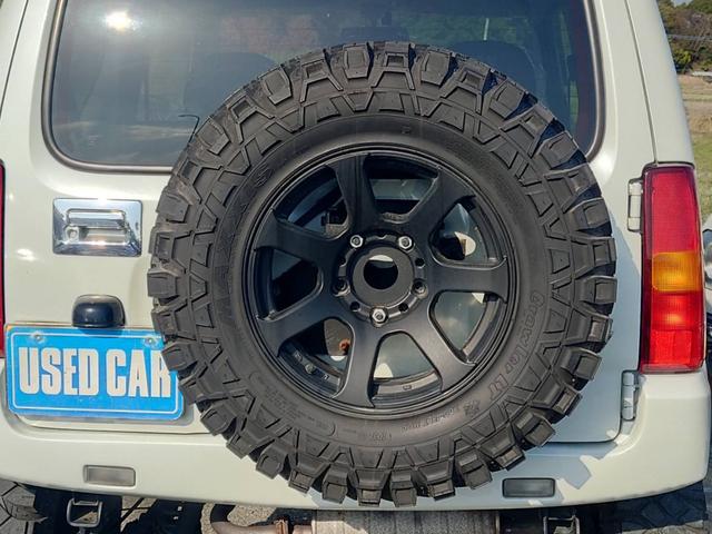 ���w�ʃ^�C�����J�o�[��f�U�C�����ύX�ł��܂����J�X�^���p�[�c��t�ȂǕ��L���h���X�A�b�v�����S���q�ɂĂ��Ă���܂��i���O�O���j