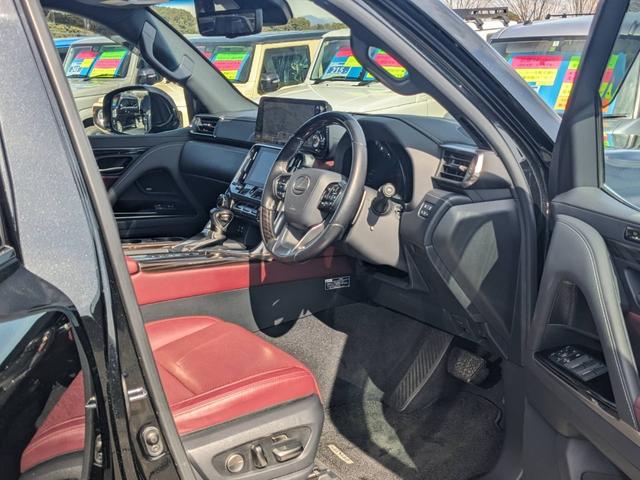 ���t�����g�V�[�g���Y��E�����Ɏd�グ�Ă���܂��B�I�C�������T�[�r�X����I�C������������_�������i���O�Q�O���j��B�^�A�ǒ��w��̎��ЍH�ꂠ��܂��i���O�Q�O���j���Ђ̂Q�������m�ɂ��C�����������I�I