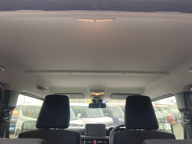 ジムニー ＸＣ　４ＷＤ　ＡＴ　届出済未使用車　衝突軽減ブレーキ　シートヒーター　コーナーセンサー　レーン逸脱警報　誤発進抑制装置　純正１６ＡＷ　革巻ハンドル　スマートキー　ターボ　クルコン　オートハイビーム　ＬＥＤヘッドライト　フォグライト　背面タイヤ　電格ミラー（37枚目）