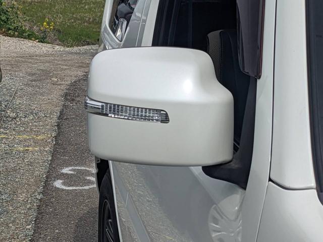 ジムニー ランドベンチャー　１０型５ＭＴ　ＳＤナビ　シートヒーター　４ＷＤ　レザーシート　ＴＶ　ＥＴＣ　フォグライト　背面タイヤカバー　革巻ハンドル　ターボ　キーレス　ステリモ　ミラーヒーター　純正１６ＡＷ　ドアバイザー　電格ミラー　ＤＶＤ再生　光軸調整ライト　ＡＢＳ（32枚目）