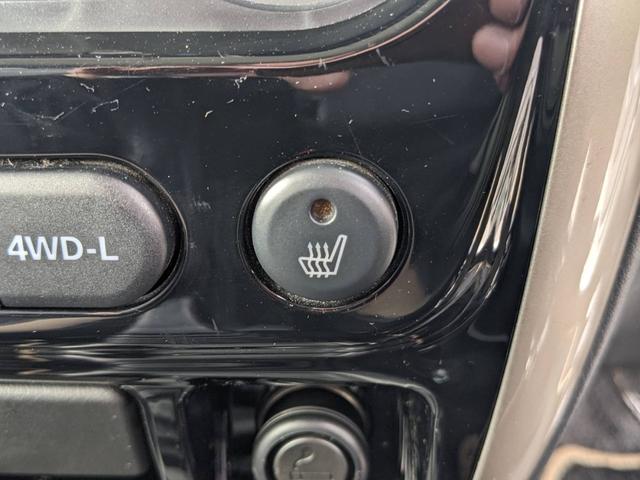 ジムニー ランドベンチャー　１０型５ＭＴ　ＳＤナビ　シートヒーター　４ＷＤ　レザーシート　ＴＶ　ＥＴＣ　フォグライト　背面タイヤカバー　革巻ハンドル　ターボ　キーレス　ステリモ　ミラーヒーター　純正１６ＡＷ　ドアバイザー　電格ミラー　ＤＶＤ再生　光軸調整ライト　ＡＢＳ（66枚目）