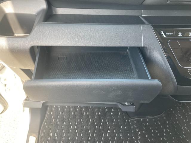 ルークス ハイウェイスター　Ｇターボプロパイロットエディション　純正９インチナビ　両側パワードア　衝突軽減ブレーキ　アラウンドビューモニター　ドラレコ　ＥＴＣ　クルーズコントロール　コーナーセンサー　電動Ｐブレーキ　シートヒーター　レーン逸脱警報　純正１５ＡＷ（62枚目）