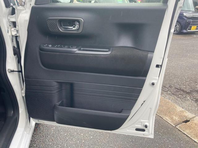 Ｎ－ＢＯＸカスタム ターボ　届出済未使用車　両側パワードア　衝突軽減ブレーキ　コーナーセンサー　ハーフレザーシート　シートヒーター　純正１５ＡＷ　クルーズコントロール　パドルシフト　電動Ｐブレーキ　ＬＥＤヘッドライト　オートハイビーム　ＭＴモード付　純正１５ＡＷ　純正フルエアロ（49枚目）