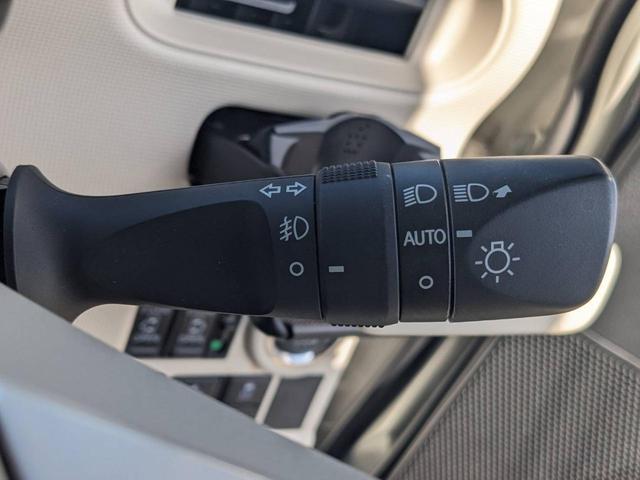 ムーヴキャンバス Ｇメイクアップリミテッド　ＳＡＩＩＩ　ワンオーナー　禁煙車　純正８インチナビ　両側パワードア　衝突軽減ブレーキ　全方位カメラ　Ｂｌｕｅｔｏｏｔｈ　ＥＴＣ　フルセグＴＶ　ＵＳＢ入力　ＬＥＤヘッドライト　オートハイビーム　ＨＤＭＩ接続　ステリモ　誤発進抑制装置（62枚目）