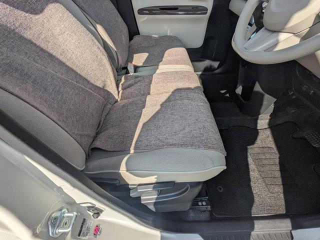 ムーヴキャンバス Ｇメイクアップリミテッド　ＳＡＩＩＩ　ワンオーナー　禁煙車　純正８インチナビ　両側パワードア　衝突軽減ブレーキ　全方位カメラ　Ｂｌｕｅｔｏｏｔｈ　ＥＴＣ　フルセグＴＶ　ＵＳＢ入力　ＬＥＤヘッドライト　オートハイビーム　ＨＤＭＩ接続　ステリモ　誤発進抑制装置（68枚目）