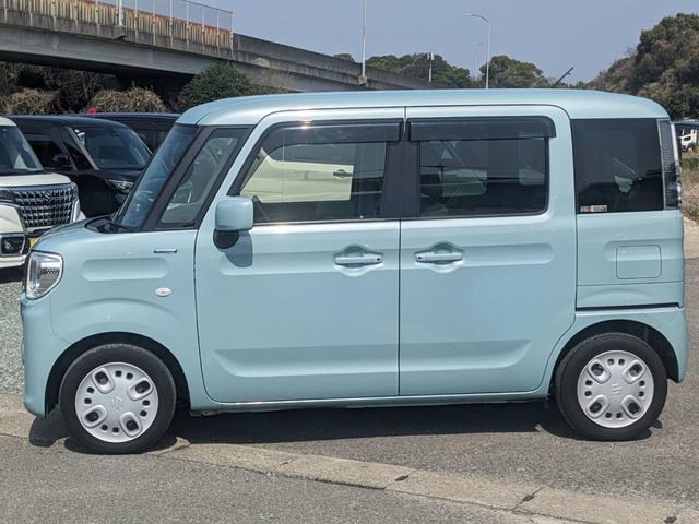 スペーシア ハイブリッドＸ　純正７インチナビ　両側パワードア　新車保証書　衝突軽減ブレーキ　全方位カメラ　Ｂｌｕｅｔｏｏｔｈ　フルセグＴＶ　シートヒーター　ＥＴＣ　コーナーセンサー　誤発進抑制装置　ＤＶＤ　オートハイビーム　レーン逸脱警報　ＨＵＤ　スマートキー　電格ミラー（21枚目）