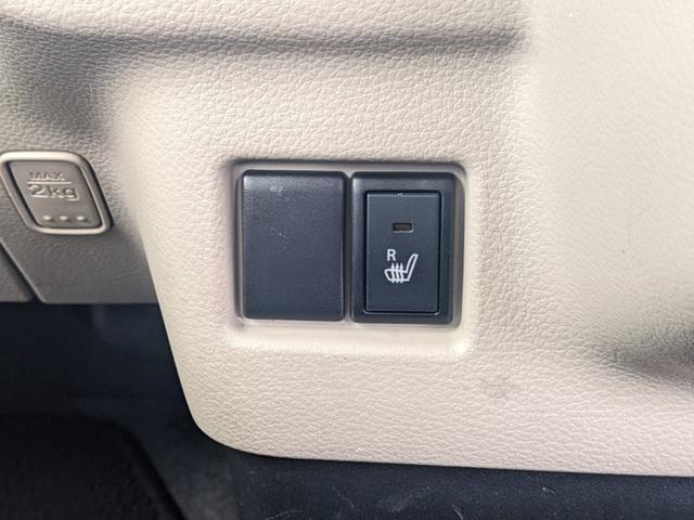 スペーシア ハイブリッドＸ　純正７インチナビ　両側パワードア　新車保証書　衝突軽減ブレーキ　全方位カメラ　Ｂｌｕｅｔｏｏｔｈ　フルセグＴＶ　シートヒーター　ＥＴＣ　コーナーセンサー　誤発進抑制装置　ＤＶＤ　オートハイビーム　レーン逸脱警報　ＨＵＤ　スマートキー　電格ミラー（46枚目）