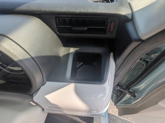 スペーシア ハイブリッドＸ　純正７インチナビ　両側パワードア　新車保証書　衝突軽減ブレーキ　全方位カメラ　Ｂｌｕｅｔｏｏｔｈ　フルセグＴＶ　シートヒーター　ＥＴＣ　コーナーセンサー　誤発進抑制装置　ＤＶＤ　オートハイビーム　レーン逸脱警報　ＨＵＤ　スマートキー　電格ミラー（54枚目）