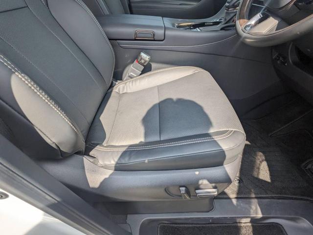 アルファード Ｚ　純正１４インチナビ　両側パワードア　衝突軽減ブレーキ　全方位カメラ　レザーシート　フルセグ　Ｂｌｕｅｔｏｏｔｈ　クルコン　２．０ＥＴＣ　ガラスルーフ　純正１８ＡＷ　シートヒーター＆クーラー　電動Ｐブレーキ　コーナーセンサー　７人乗り　ＬＥＤヘッドライト（55枚目）