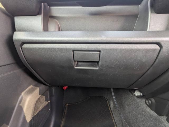 ジムニー ＸＣ　４ＷＤ　ＡＴ　メディアオーディオ　Ｂｌｕｅｔｏｏｔｈ　バックカメラ　前後ドラレコ　シートヒーター　革巻ハンドル　ＥＴＣ　ターボ　クルーズコントロール　純正１６ＡＷ　ルーフキャリア　レーン逸脱警報　オートハイビーム　革巻ハンドル　ＤＶＤ再生　背面タイヤ（63枚目）