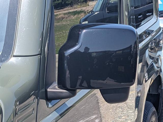 ジムニー XL 4WD AT 衝突軽減ブレーキ ドラレコ シートヒーター ETC レーン逸脱警報 オートハイビーム アイドリングストップ 背面タイヤ ミラーヒーター ターボ オートライト フォグライト 盗難防止装置 電格ミラー スマートキー パワーウィンドウ(18枚目)