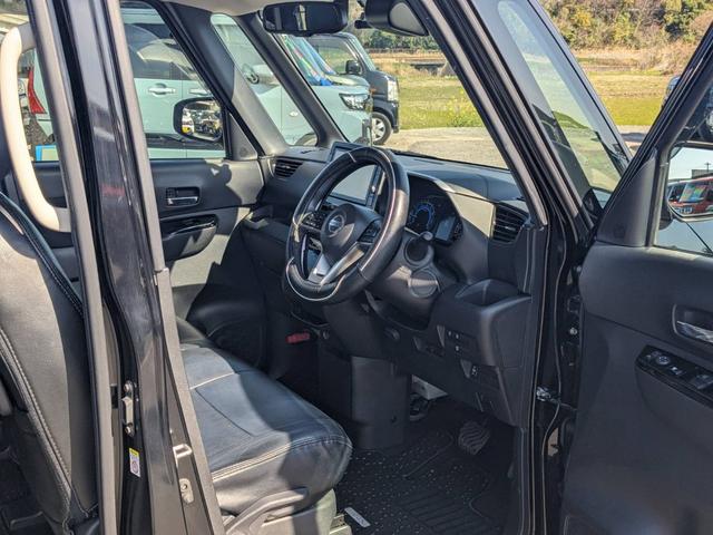 ���t�����g�V�[�g���Y��E�����Ɏd�グ�Ă���܂��B�I�C�������T�[�r�X����I�C������������_�������i���O�Q�O���j��B�^�A�ǒ��w��̎��ЍH�ꂠ��܂��i���O�Q�O���j���Ђ̂Q�������m�ɂ��C�����������I�I