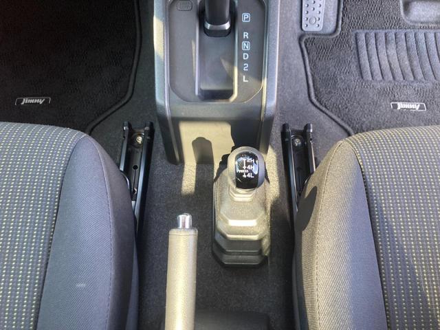 ジムニー ＸＣ　４ＷＤ　ＡＴ　純正８インチナビ　衝突軽減ブレーキ　Ｂｌｕｅｔｏｏｔｈ　フルセグＴＶ　バックカメラ　ＥＴＣ　クルーズコントロール　純正１６ＡＷ　ドラレコ　オートハイビーム　ＬＥＤヘッドライト　レーン逸脱警報　革巻ハンドル　シートヒーター　背面タイヤ（48枚目）