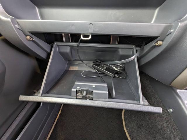 ジムニー ランドベンチャー　４ＷＤ　５ＭＴ　純正ＳＤナビ　フルセグＴＶ　ドラレコ　Ｂｌｕｅｔｏｏｔｈ　バックカメラ　ＥＴＣ　シートヒーター　ＬＥＤヘッドライト　ＬＥＤフォグ　純正１６ＡＷ　キーレス　電格ミラー　ＵＳＢ入力　ミラーヒーター　マッドガード　光軸調整ライト（62枚目）