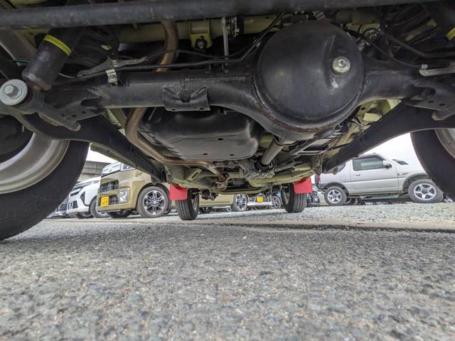 ジムニー ＸＣ　４ＷＤ　５ＭＴ　メモリーナビ　衝突軽減ブレーキ　フルセグＴＶ　ドラレコ　Ｂｌｕｅｔｏｏｔｈ　ＨＤＭＩ接続　クルコン　シートヒーター　ボンネットガード　マッドガード　ＥＴＣ　レーン逸脱警報　純正１６ＡＷ　ＬＥＤヘッドライト　フォグ　オートハイビーム（32枚目）