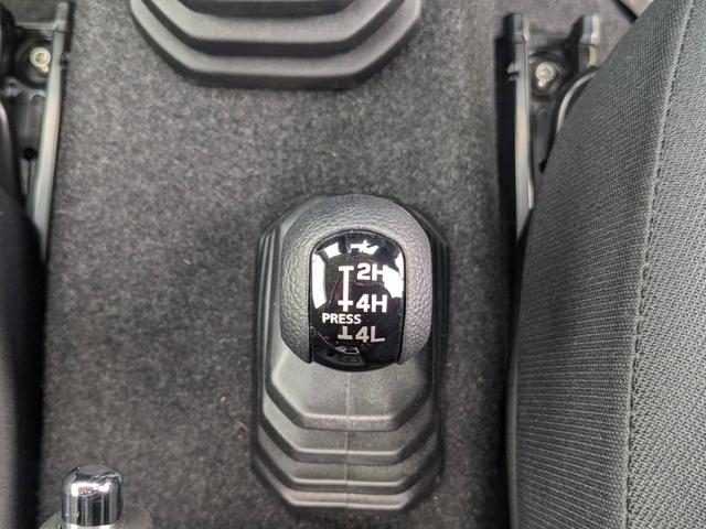 ジムニー ＸＣ　４ＷＤ　５ＭＴ　メモリーナビ　衝突軽減ブレーキ　フルセグＴＶ　ドラレコ　Ｂｌｕｅｔｏｏｔｈ　ＨＤＭＩ接続　クルコン　シートヒーター　ボンネットガード　マッドガード　ＥＴＣ　レーン逸脱警報　純正１６ＡＷ　ＬＥＤヘッドライト　フォグ　オートハイビーム（47枚目）