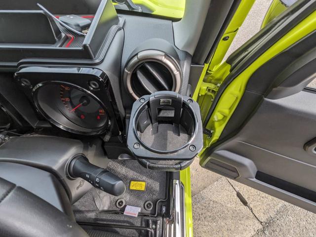 ジムニー ＸＣ　４ＷＤ　５ＭＴ　メモリーナビ　衝突軽減ブレーキ　フルセグＴＶ　ドラレコ　Ｂｌｕｅｔｏｏｔｈ　ＨＤＭＩ接続　クルコン　シートヒーター　ボンネットガード　マッドガード　ＥＴＣ　レーン逸脱警報　純正１６ＡＷ　ＬＥＤヘッドライト　フォグ　オートハイビーム（56枚目）