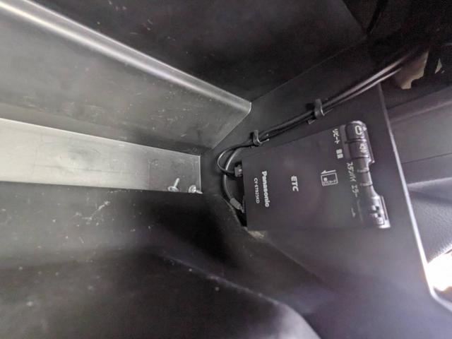 スペーシアカスタム ハイブリッドXSターボ SDナビ 両側パワードア フルセグ 衝突軽減装置 Bluetooth バックカメラ ETC ハーフレザーシート コーナーセンサー クルコン シートヒーター ドラレコ パドルシフト オートハイビーム LEDヘッドライト 純正15AW(7枚目)