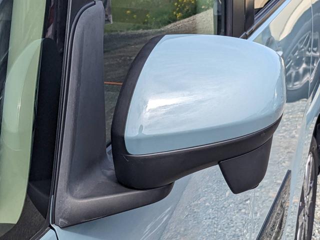 タント ファンクロス　純正９インチナビ　両側パワードア　衝突軽減装置　全方位カメラ　シートヒーター　ドラレコ　Ｂｌｕｅｔｏｏｔｈ　電動Ｐブレーキ　ＵＳＢ入力　フルセグＴＶ　コーナーセンサー　純正１５ＡＷ　レーン逸脱警報　ＬＥＤヘッドライト　オートハイビーム　ルーフレール（19枚目）