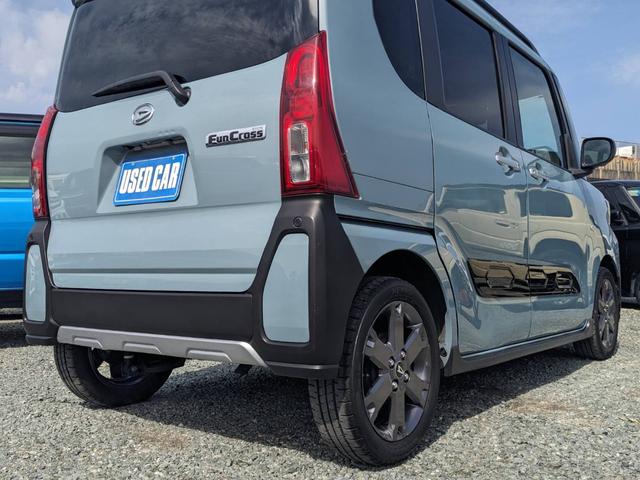 タント ファンクロス　純正９インチナビ　両側パワードア　衝突軽減装置　全方位カメラ　シートヒーター　ドラレコ　Ｂｌｕｅｔｏｏｔｈ　電動Ｐブレーキ　ＵＳＢ入力　フルセグＴＶ　コーナーセンサー　純正１５ＡＷ　レーン逸脱警報　ＬＥＤヘッドライト　オートハイビーム　ルーフレール（30枚目）