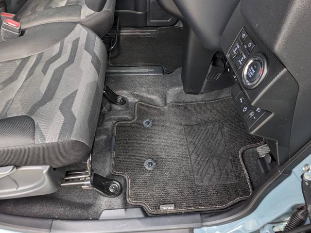 タント ファンクロス　純正９インチナビ　両側パワードア　衝突軽減装置　全方位カメラ　シートヒーター　ドラレコ　Ｂｌｕｅｔｏｏｔｈ　電動Ｐブレーキ　ＵＳＢ入力　フルセグＴＶ　コーナーセンサー　純正１５ＡＷ　レーン逸脱警報　ＬＥＤヘッドライト　オートハイビーム　ルーフレール（53枚目）
