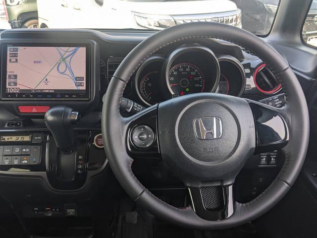 �n���h�����ł����n���h���C����Ȃ����[�^�[�܂����������肵�Ă���܂��B�K���X���L�����E���ǂ��Ȃ�^�]���₷���R���f�B�V�����ɂȂ��Ă���܂��i�O�|�O�j