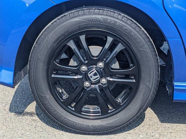 Ｎ－ＢＯＸカスタム ２トーンカラースタイル　Ｇ・Ｌパッケージ　後期　禁煙車　ワンオーナー　純正８インチナビ　両側パワードア　衝突軽減ブレーキ　フルセグＴＶ　Ｂｌｕｅｔｏｏｔｈ　ＨＤＭＩ接続　バックカメラ　レーン逸脱警報　ＨＩＤヘッドライト　純正１４ＡＷ　ＥＴＣ　ＤＶＤ　フォグ（36枚目）