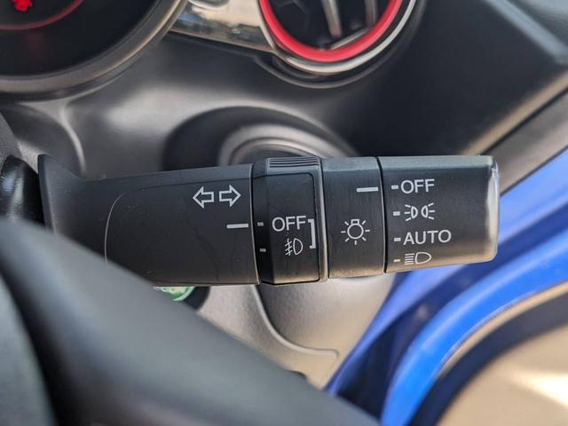 Ｎ－ＢＯＸカスタム ２トーンカラースタイル　Ｇ・Ｌパッケージ　後期　禁煙車　ワンオーナー　純正８インチナビ　両側パワードア　衝突軽減ブレーキ　フルセグＴＶ　Ｂｌｕｅｔｏｏｔｈ　ＨＤＭＩ接続　バックカメラ　レーン逸脱警報　ＨＩＤヘッドライト　純正１４ＡＷ　ＥＴＣ　ＤＶＤ　フォグ（46枚目）