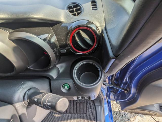 Ｎ－ＢＯＸカスタム ２トーンカラースタイル　Ｇ・Ｌパッケージ　後期　禁煙車　ワンオーナー　純正８インチナビ　両側パワードア　衝突軽減ブレーキ　フルセグＴＶ　Ｂｌｕｅｔｏｏｔｈ　ＨＤＭＩ接続　バックカメラ　レーン逸脱警報　ＨＩＤヘッドライト　純正１４ＡＷ　ＥＴＣ　ＤＶＤ　フォグ（54枚目）