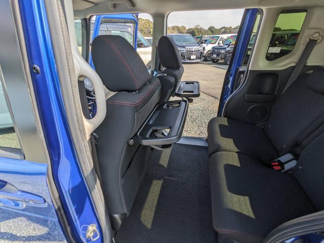 Ｎ－ＢＯＸカスタム ２トーンカラースタイル　Ｇ・Ｌパッケージ　後期　禁煙車　ワンオーナー　純正８インチナビ　両側パワードア　衝突軽減ブレーキ　フルセグＴＶ　Ｂｌｕｅｔｏｏｔｈ　ＨＤＭＩ接続　バックカメラ　レーン逸脱警報　ＨＩＤヘッドライト　純正１４ＡＷ　ＥＴＣ　ＤＶＤ　フォグ（65枚目）