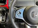 ステアリングスイッチ使えますよ★ガラスも広く視界も良くなり運転しやすいコンディションになっております(^-^)もちろんエアバックも付いており安心してお乗り頂けます(*^_^*)