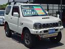 ジムニー ランドベンチャ　１０型ＭＴ／　４ＷＤ　リフトアップ　レカロ　メディアオーディオ　フジツボマフラー　けん引フック　サイドガード　ハイリフトジャッキ　ジャッキアジャスター　Ｂｌｕｅｔｏｏｔｈ　レザーシート　シートヒータ　ルーフキャリア　ＬＥＤヘッドライト（6枚目）