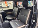 ランドベンチャー　４ＷＤ／１０型ＡＴ　ＳＤナビ　フルセグＴＶ　Ｂｌｕｅｔｏｏｔｈ　ＤＶＤ再生　ステリモ　レザーシート　シートヒーター　ＥＴＣ　ターボ　ＬＥＤヘッドライト　フォグ　フロアマット　背面タイヤカバー　純正１６ＡＷ　ドアバイザー　革巻ハンドル　電格ミラー（17枚目）