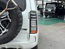 ランドベンチャー　４ＷＤ　／１０型ＭＴ　車高調　リフトアップ　ＳＤナビ　ショートバンパー　社外マフラー　社外テール　ルーフキャリア　けん引フック　サイドガード　フルセグ　Ｂｌｕｅｔｏｏｔｈ　バックカメラ　ドラレコ　ＬＥＤライト　スコップ　マッドガード　フォグ（43枚目）