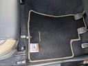 フロアマットです!任意保険、クレジット、JAFなど車のことなら当店にお任せ下さい!!維持費が安くて好評の軽自動車。一昔前の軽自動車と比べると良く出来てますよ。