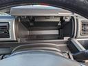 ★運転席のグローブボックスです★車検証ケースや、日頃使う小物類の収納に便利ですね!。入庫した際に先ずはスタッフが100項目以上の入庫チェック厳しい規定をクリアーした車両のみを展示しております ★