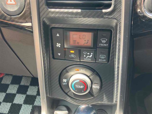 コペン ローブ　ＥＴＣ　バックカメラ　ナビ　ＴＶ　ＬＥＤヘッドランプ　スマートキー　アイドリングストップ　シートヒーター　ＣＶＴ　盗難防止システム　ＡＢＳ　ＥＳＣ　ＣＤ　ＤＶＤ再生　Ｂｌｕｅｔｏｏｔｈ　アルミホイール（6枚目）