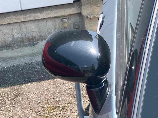 コペン ローブ　ＥＴＣ　バックカメラ　ナビ　ＴＶ　ＬＥＤヘッドランプ　スマートキー　アイドリングストップ　シートヒーター　ＣＶＴ　盗難防止システム　ＡＢＳ　ＥＳＣ　ＣＤ　ＤＶＤ再生　Ｂｌｕｅｔｏｏｔｈ　アルミホイール（26枚目）