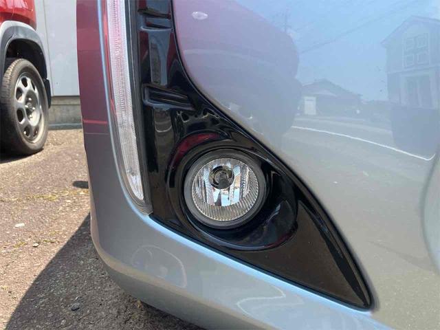 コペン ローブ　ＥＴＣ　バックカメラ　ナビ　ＴＶ　ＬＥＤヘッドランプ　スマートキー　アイドリングストップ　シートヒーター　ＣＶＴ　盗難防止システム　ＡＢＳ　ＥＳＣ　ＣＤ　ＤＶＤ再生　Ｂｌｕｅｔｏｏｔｈ　アルミホイール（30枚目）